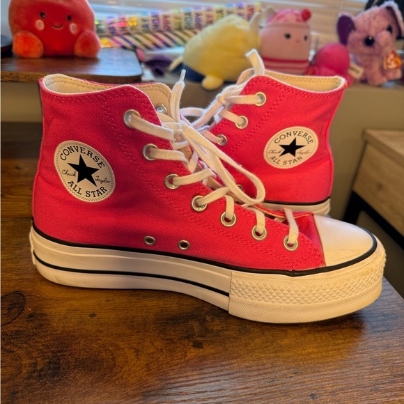 Converse Chuck Taylor Platform Sneakers - Picture 6 of 9